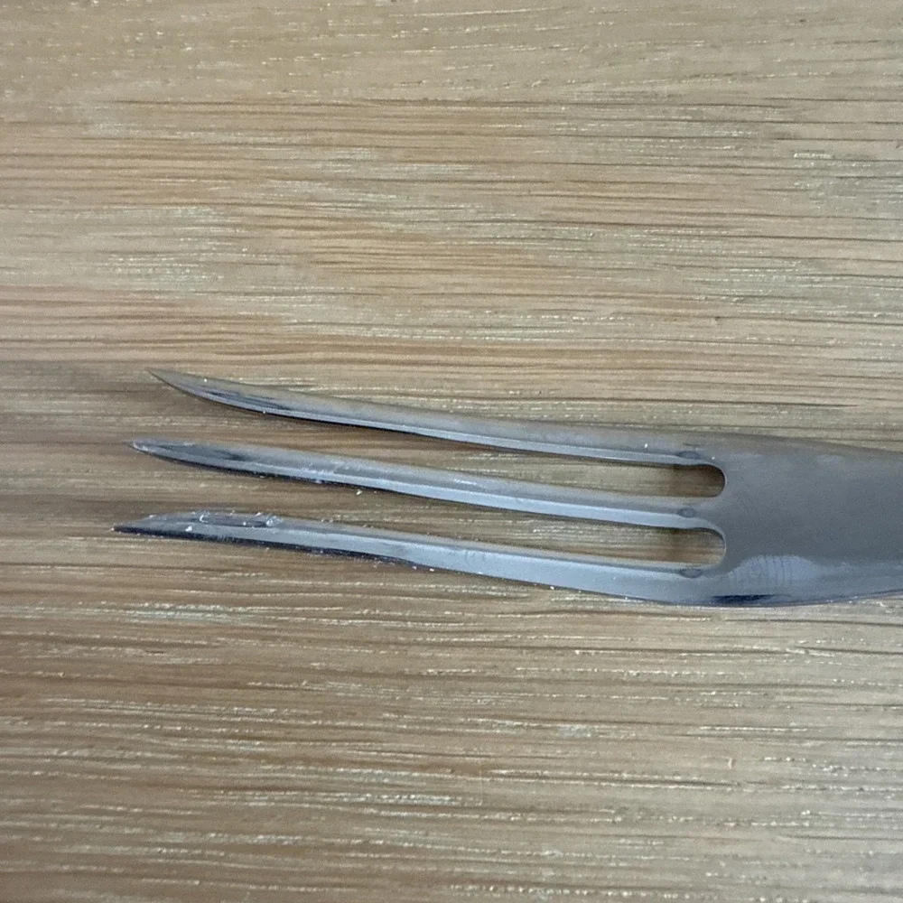 CUTCO Serving Carving Meat Fork Dark Brown Handle 11